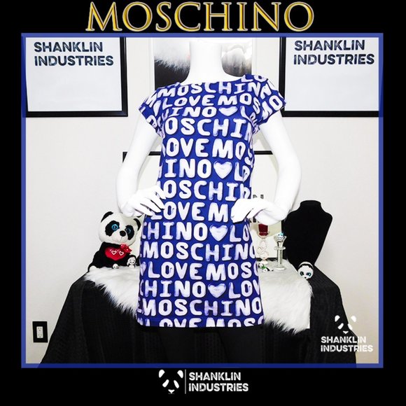 🤍🐼LOVE MOSCHINO🐼🤍NWT Logo T Shirt Dress Sz 38 US 2 - Picture 1 of 11